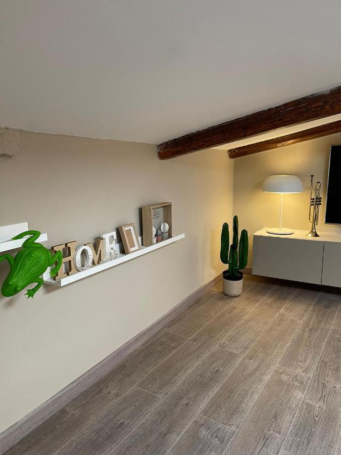 La Mansarda Appartement Caserta Buitenkant foto